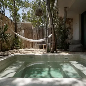 Teva Tulum, Aldea Zama , Tulum Messico