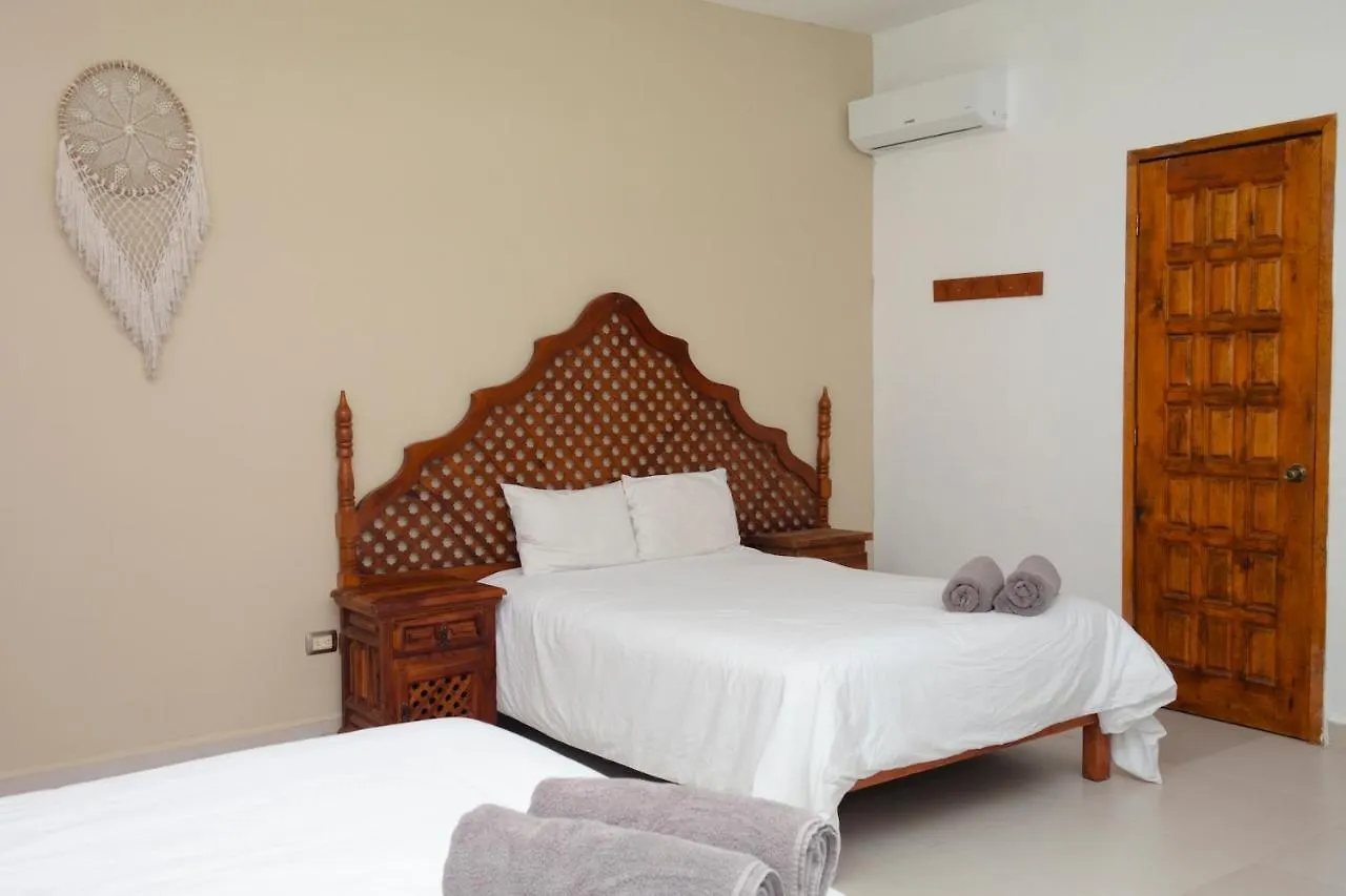 קנקון Mezcal Hotel 4*,  מקסיקו